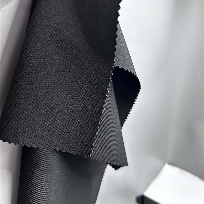 4면 유연 트윈닷 하이킹 265GSM 폴리에스터 스판덱스 직물 산악 스포츠 레저 의류