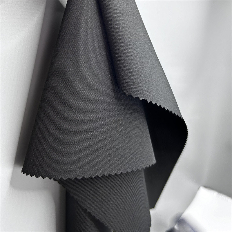 4면 유연 트윈닷 하이킹 265GSM 폴리에스터 스판덱스 직물 산악 스포츠 레저 의류